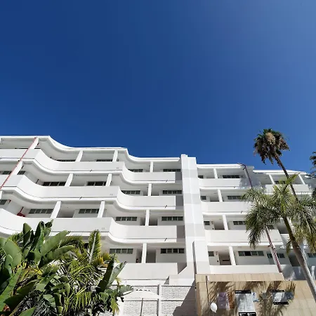 Akeah Broncemar プラヤ・デル・イングレス