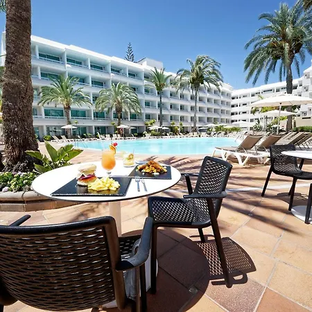 Akeah Broncemar Hotel