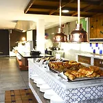 Hotel Akeah Broncemar