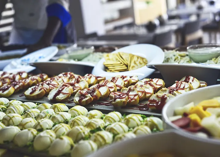 ホテル Akeah Broncemar