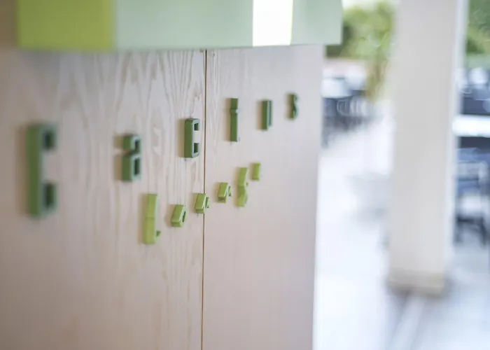 Akeah Broncemar ホテル