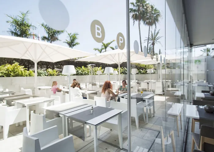 Akeah Broncemar Hotel