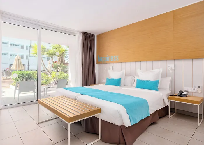 Akeah Broncemar Otel