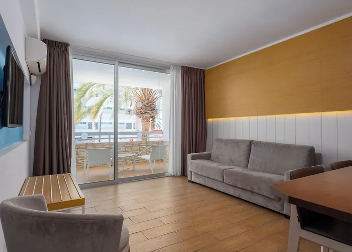 Akeah Broncemar 4* プラヤ・デル・イングレス