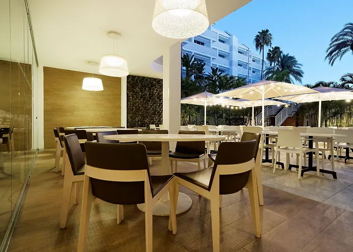 Akeah Broncemar プラヤ・デル・イングレス