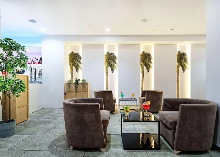 Akeah Broncemar Hotel