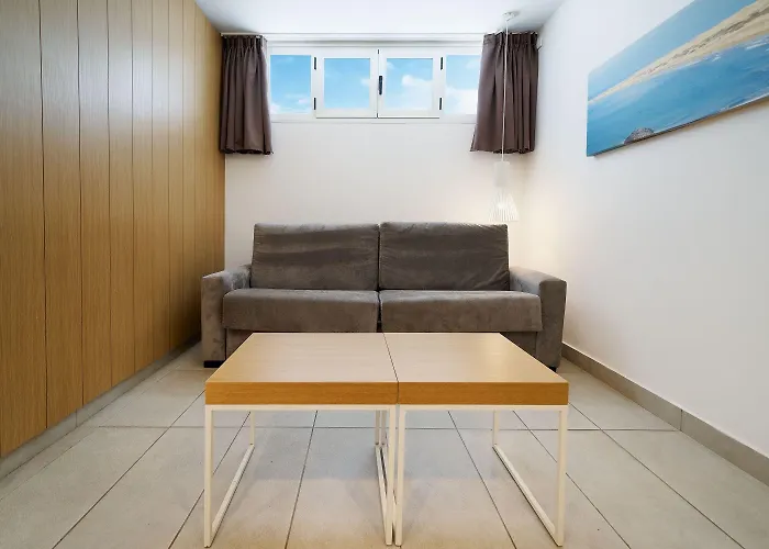 Akeah Broncemar Плайя-дель-Інглес